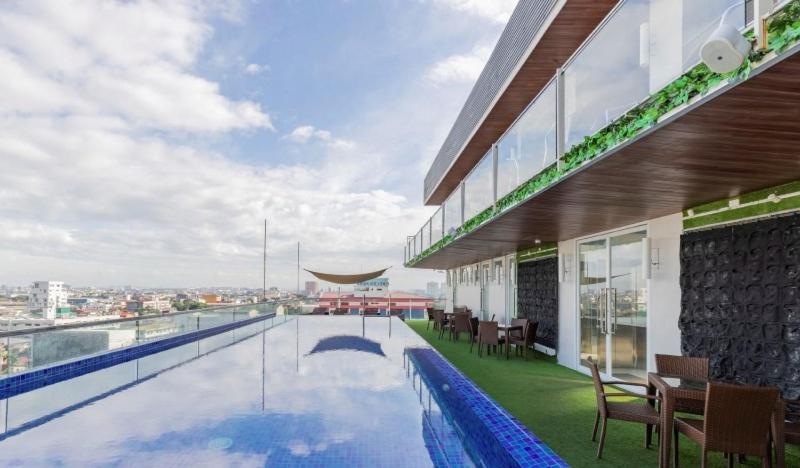Selah Pods Hotel Manila Pasay Exterior foto